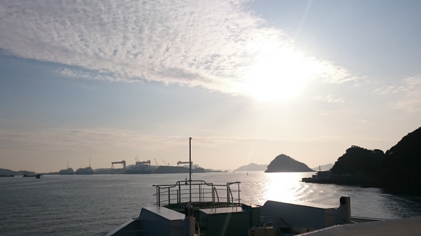 五島つばきマラソンの前後～長崎港から福江港へ向かうフェリーにて