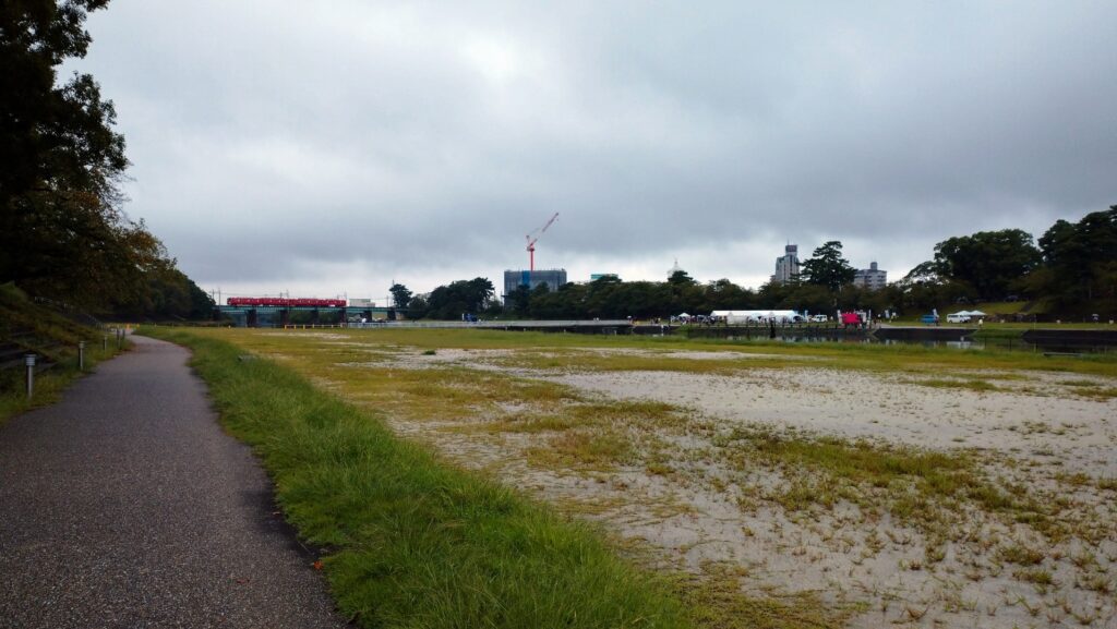 オカザキリバーサイドマラソン（愛知県、2021年）～雨の中の河川敷ハーフ