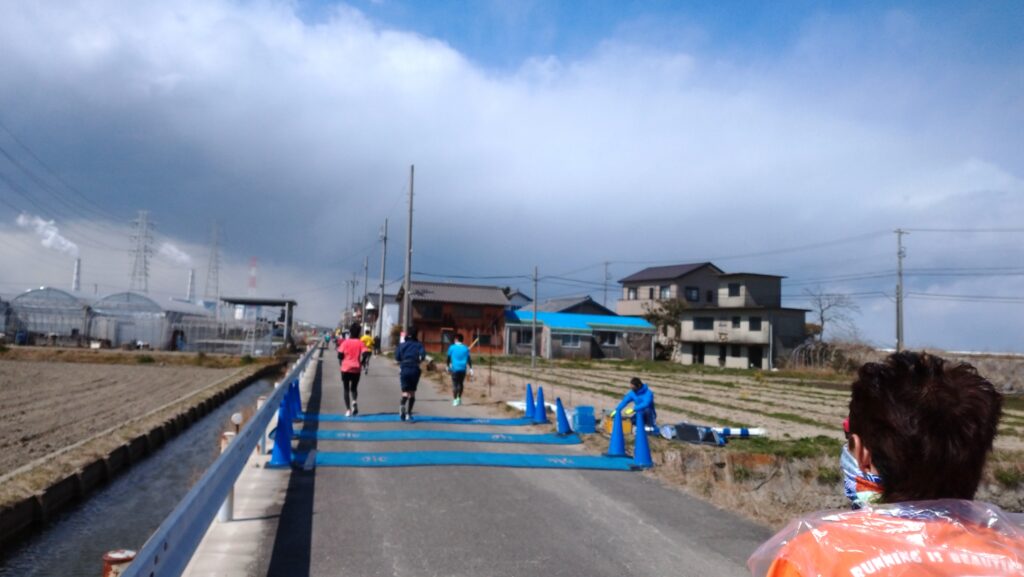 にしおマラソン（愛知県、2022年）～暴風に抗いながら疾走！